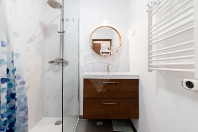 Apartamento T3 para Venda em Santa Maria, São Pedro e Matacães