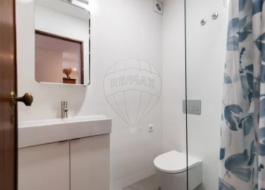 Apartamento T3 para Venda em Santa Maria, São Pedro e Matacães