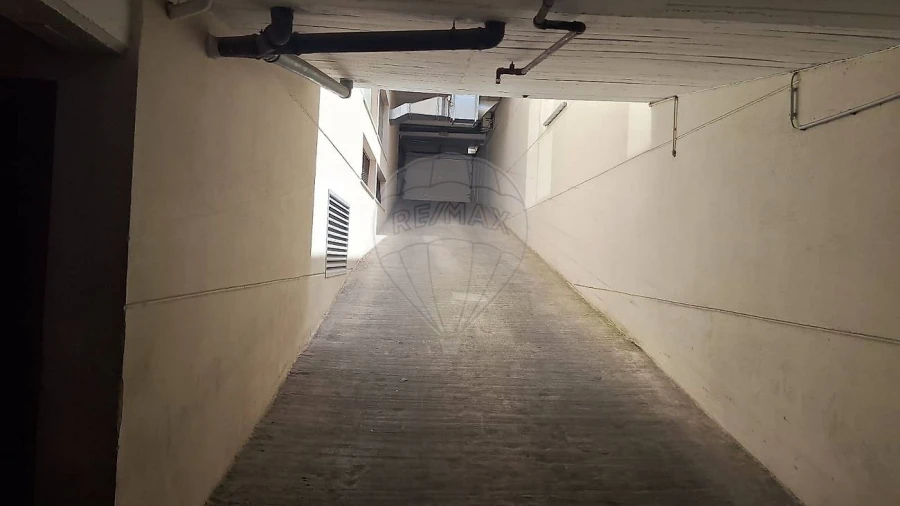Negócio para Arrendamento em Santo António Foto 5