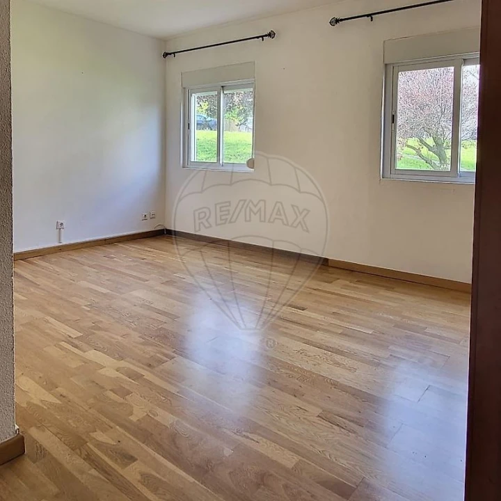 Apartamento T2 para Venda em Olivais Foto 2