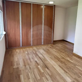 Apartamento T2 para Venda em Olivais