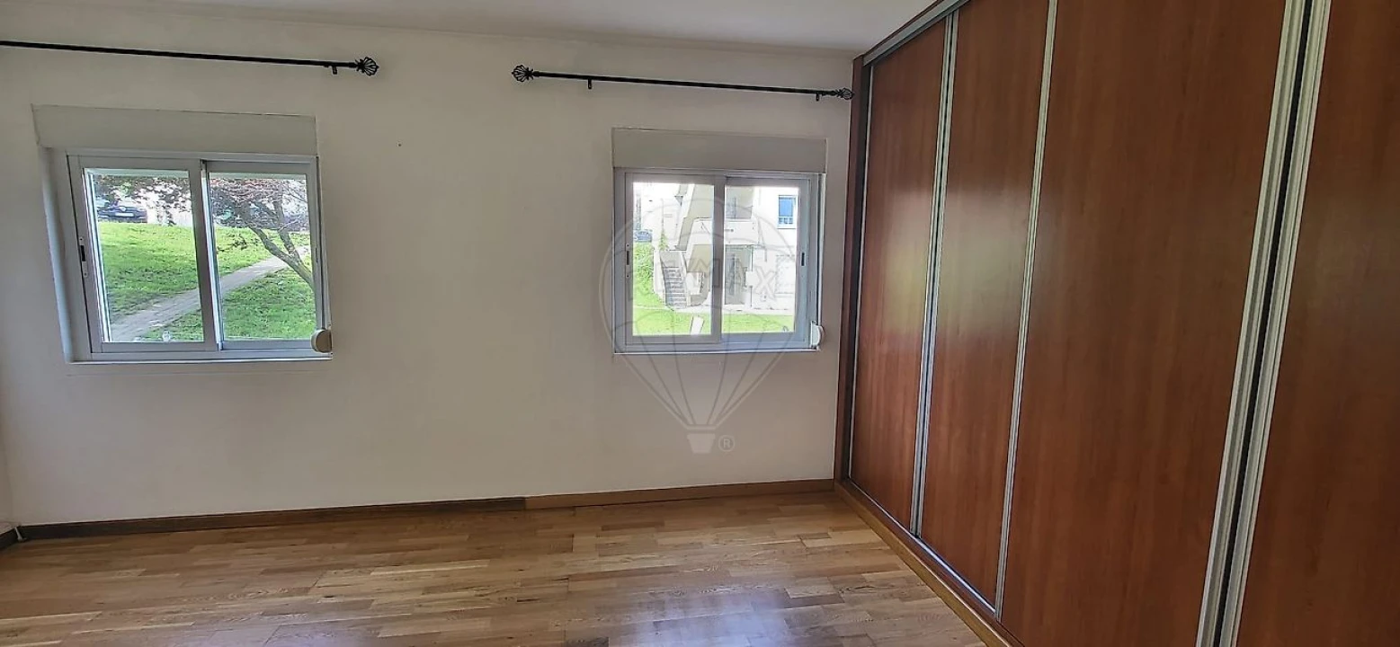 Apartamento T2 para Venda em Olivais Foto 4