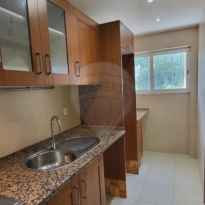 Apartamento T2 para Venda em Olivais Foto 12