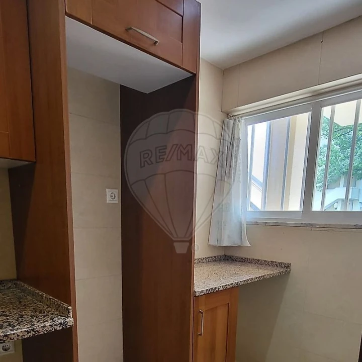 Apartamento T2 para Venda em Olivais Foto 13