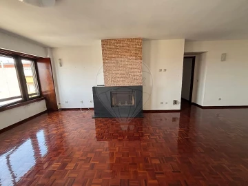 Apartamento T3 para Venda em Ovar, São João, Arada e São Vicente de Pereira Jusã