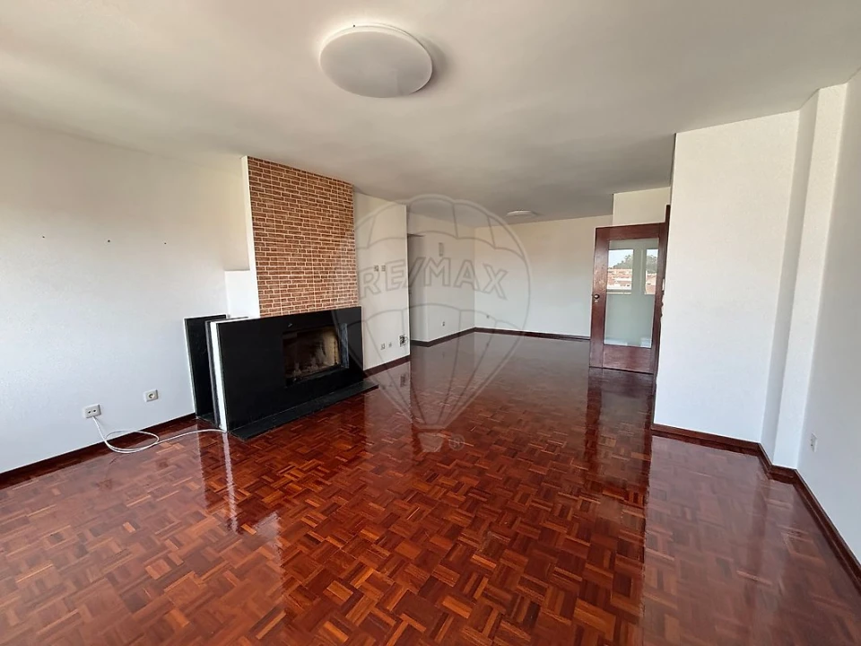 Apartamento T3 para Venda em Ovar, São João, Arada e São Vicente de Pereira Jusã Foto 3
