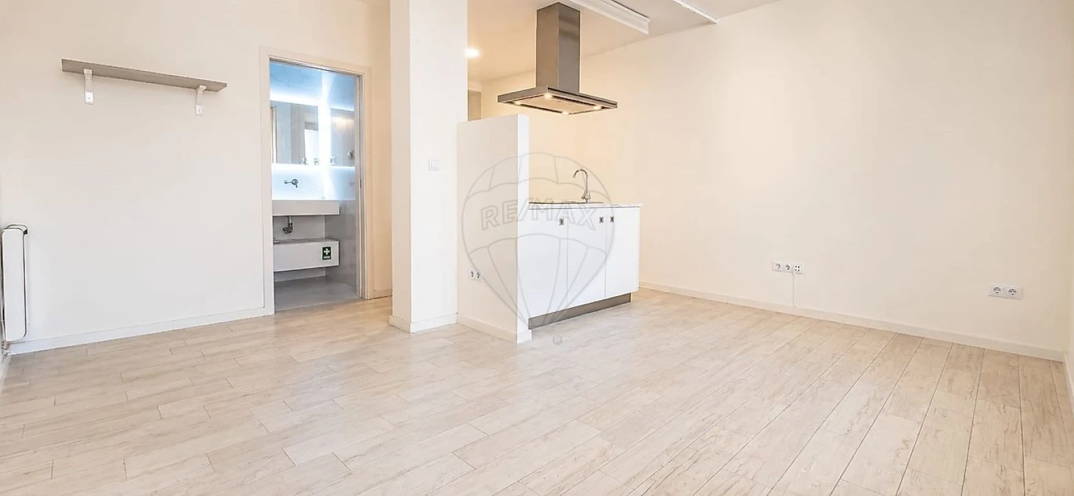 Apartamento para Venda em Cedofeita, Santo Ildefonso, Sé, Miragaia, São Nicolau e Vitória Foto 1