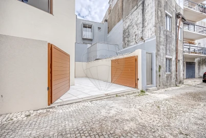 Apartamento T3 para Venda em Póvoa de Varzim, Beiriz e Argivai
