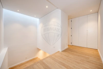 Apartamento T3 para Venda em Póvoa de Varzim, Beiriz e Argivai