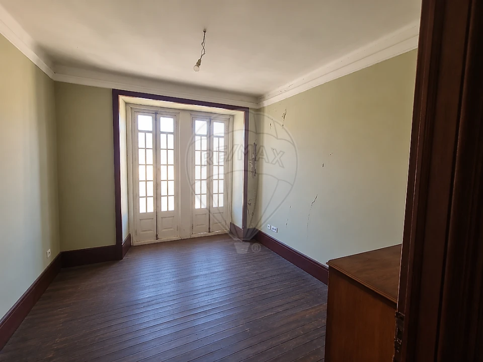Prédio para Venda em Carvoeiro Foto 15
