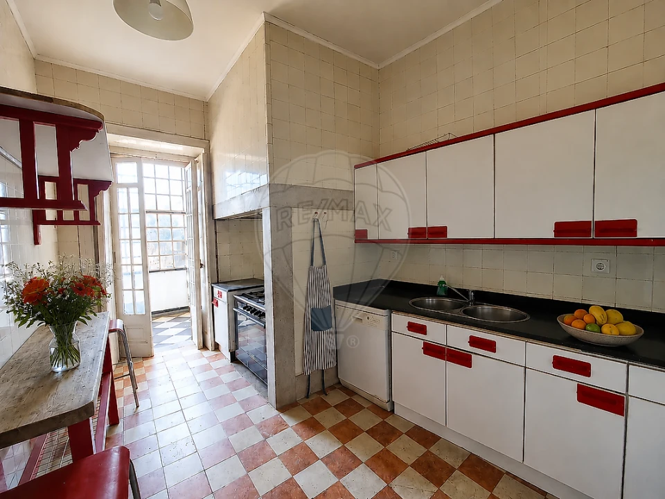 Prédio para Venda em Carvoeiro Foto 29