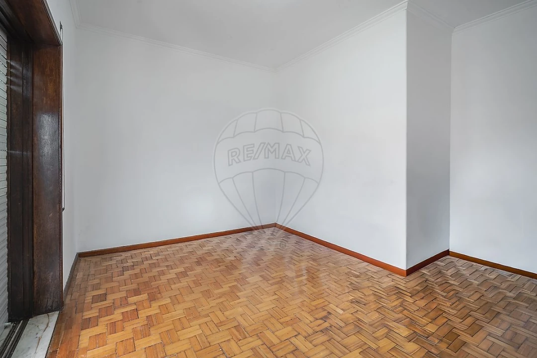 Apartamento T3 para Venda em Ermesinde Foto 4