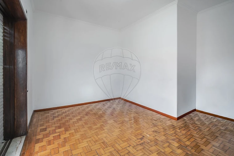 Apartamento T3 para Venda em Ermesinde Foto 4