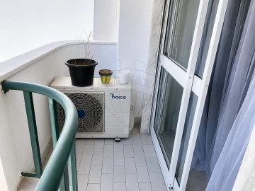 Apartamento T2 para Venda em Massamá e Monte Abraão