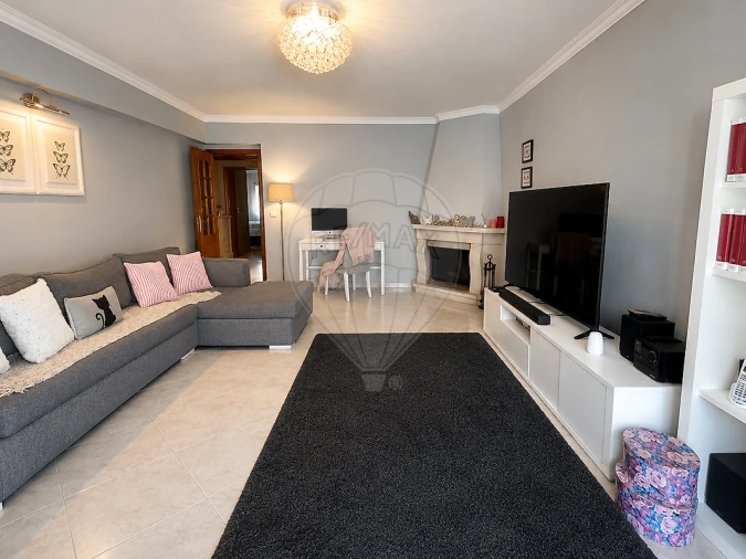 Apartamento T2 para Venda em Massamá e Monte Abraão Foto 5