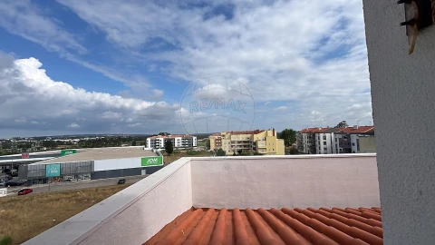 Apartamento T2 para Venda em Caldas da Rainha - Santo Onofre e Serra do Bouro