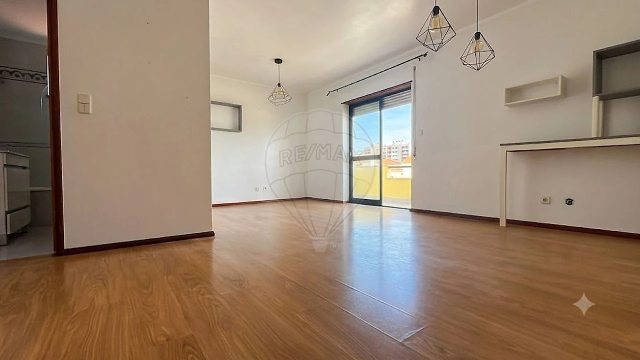 Apartamento T2 para Venda em Caldas da Rainha - Santo Onofre e Serra do Bouro Foto 12