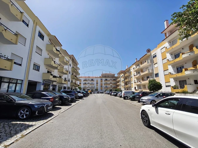 Apartamento T2 para Venda em Caldas da Rainha - Santo Onofre e Serra do Bouro Foto 2
