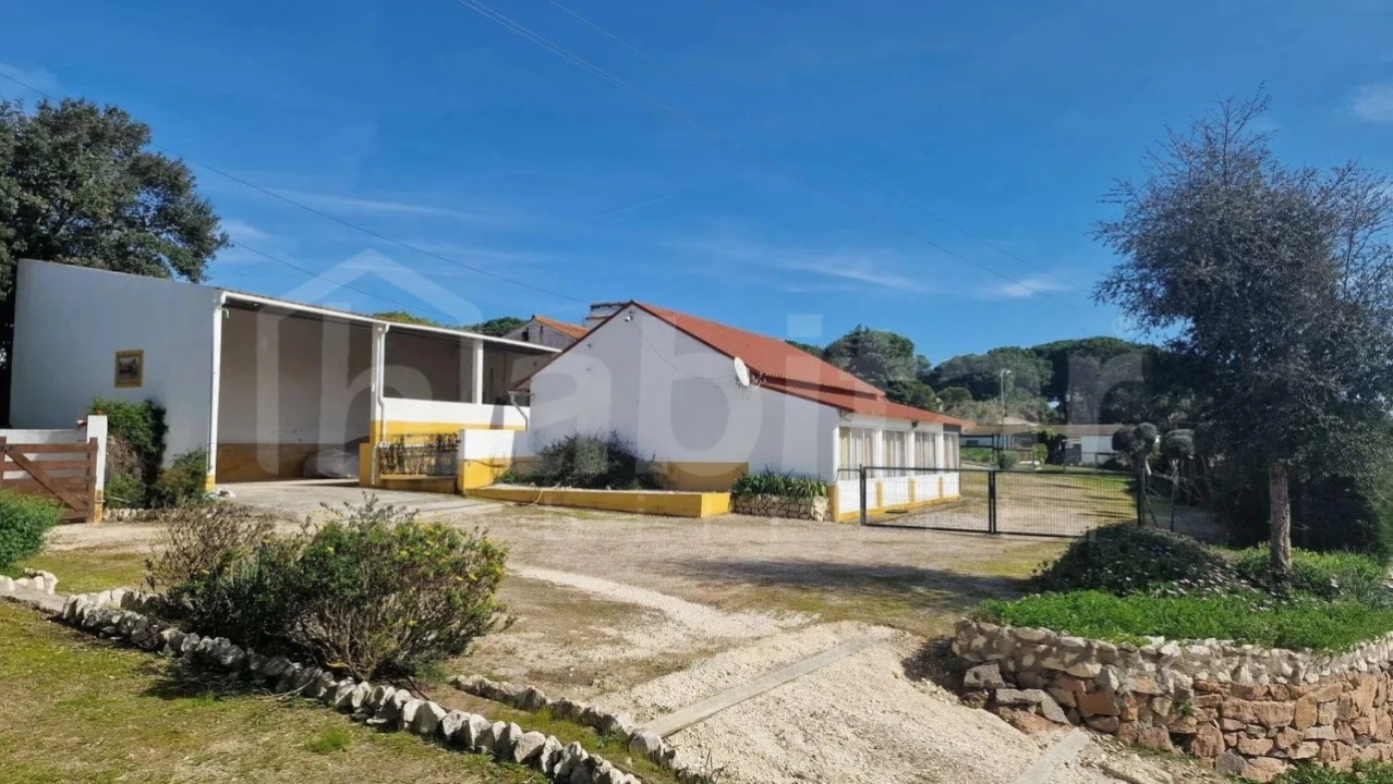 Quinta T2 para Venda em Santo Estêvão Foto 3