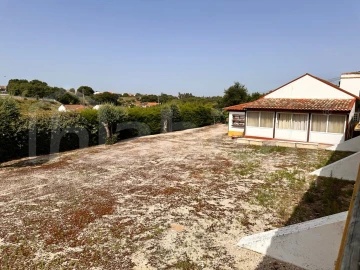 Quinta T2 para Venda em Santo Estêvão