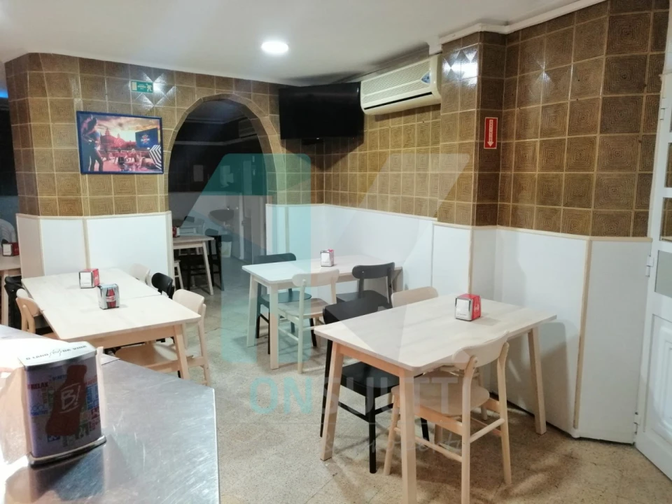Apartamento T1 para Venda em Águas Livres Foto 11