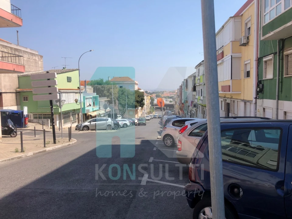 Apartamento T1 para Venda em Águas Livres Foto 12
