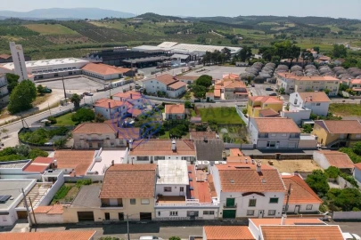 Moradia T3 para Venda em Bombarral e Vale Covo