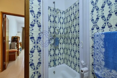 Apartamento T3 para Venda em Carcavelos e Parede