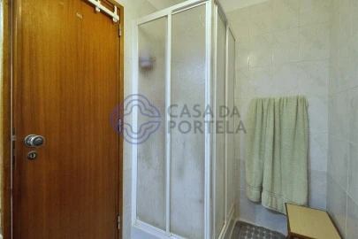 Apartamento T3 para Venda em Carcavelos e Parede