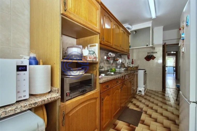 Apartamento T3 para Venda em Carcavelos e Parede Foto 9