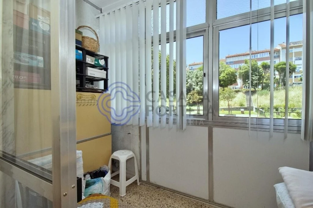 Apartamento T3 para Venda em Carcavelos e Parede Foto 25
