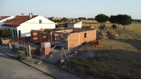 Moradia T3 para Venda em Foros de Vale de Figueira