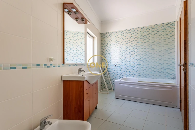 Apartamento T4 para Venda em Salvaterra de Magos e Foros de Salvaterra Foto 20