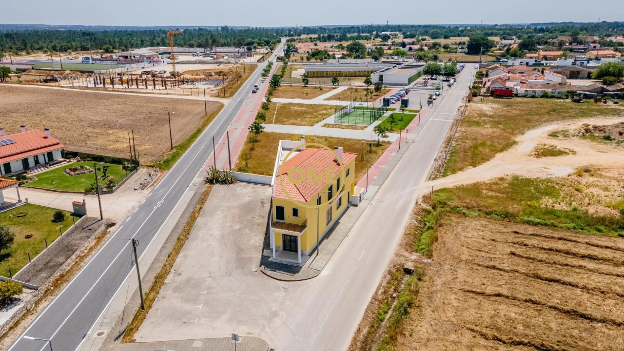 Apartamento T4 para Venda em Salvaterra de Magos e Foros de Salvaterra Foto 36