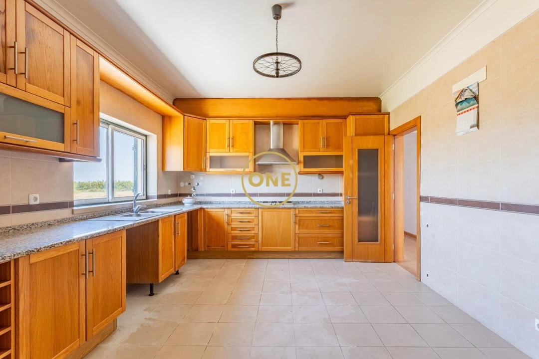 Apartamento T4 para Venda em Salvaterra de Magos e Foros de Salvaterra Foto 6