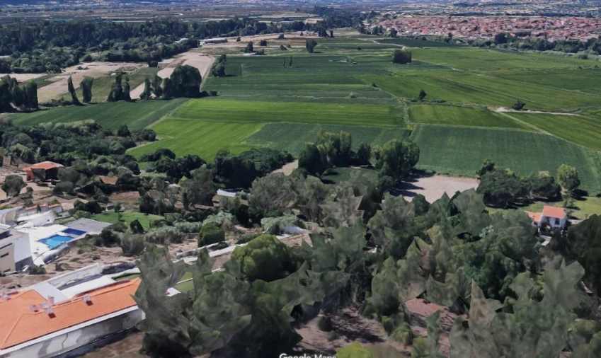 Terreno para Venda em Antuzede e Vil de Matos Foto 2