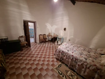 Quinta T6 para Venda em Capelins (Santo Antonio)