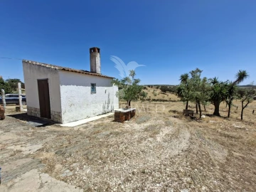 Quinta T6 para Venda em Capelins (Santo Antonio)