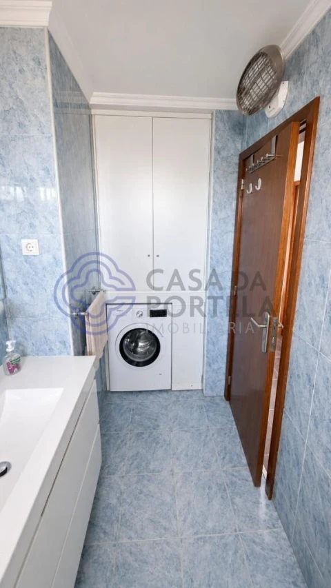 Apartamento T1 para Venda em Mafamude e Vilar do Paraíso