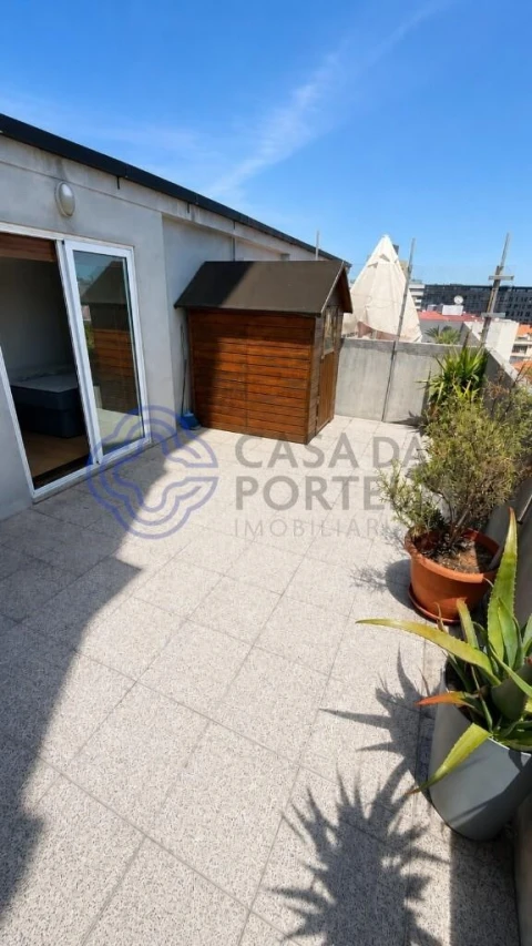 Apartamento T1 para Venda em Mafamude e Vilar do Paraíso