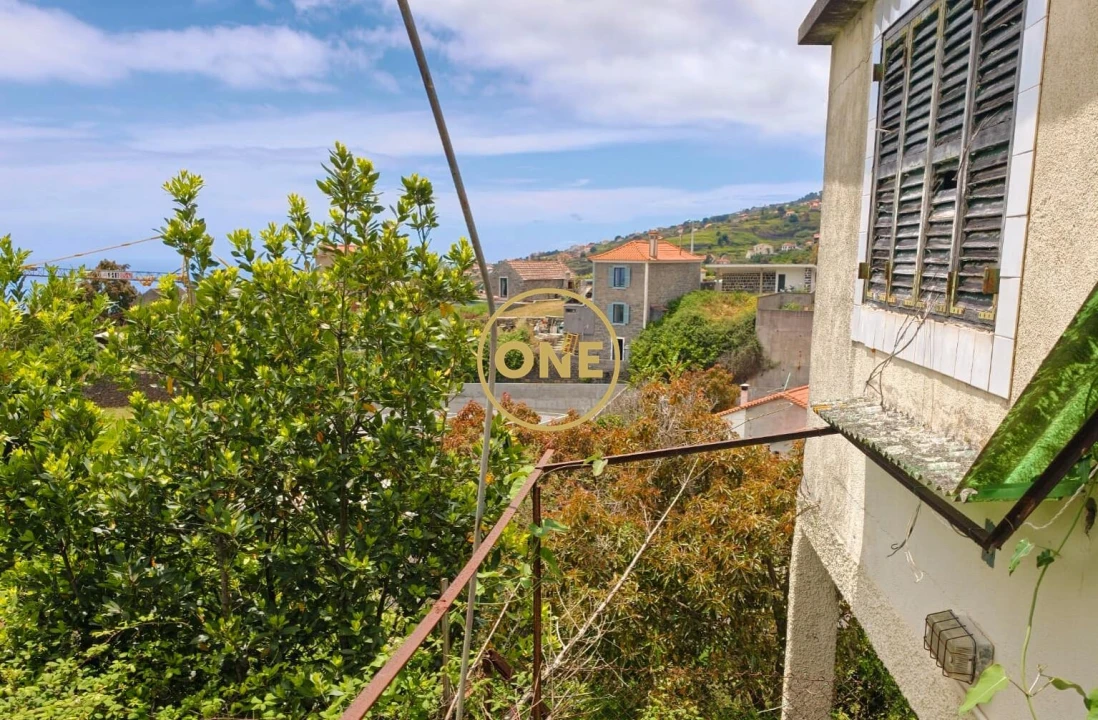 Moradia T3 para Venda em Arco da Calheta Foto 2