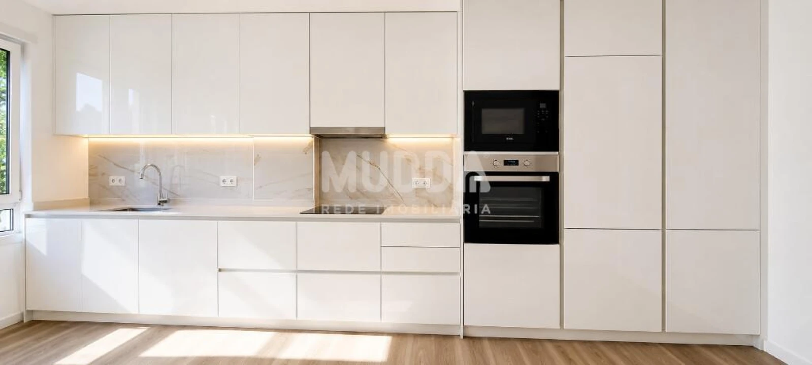 Apartamento T2 para Venda em Nazare Foto 6