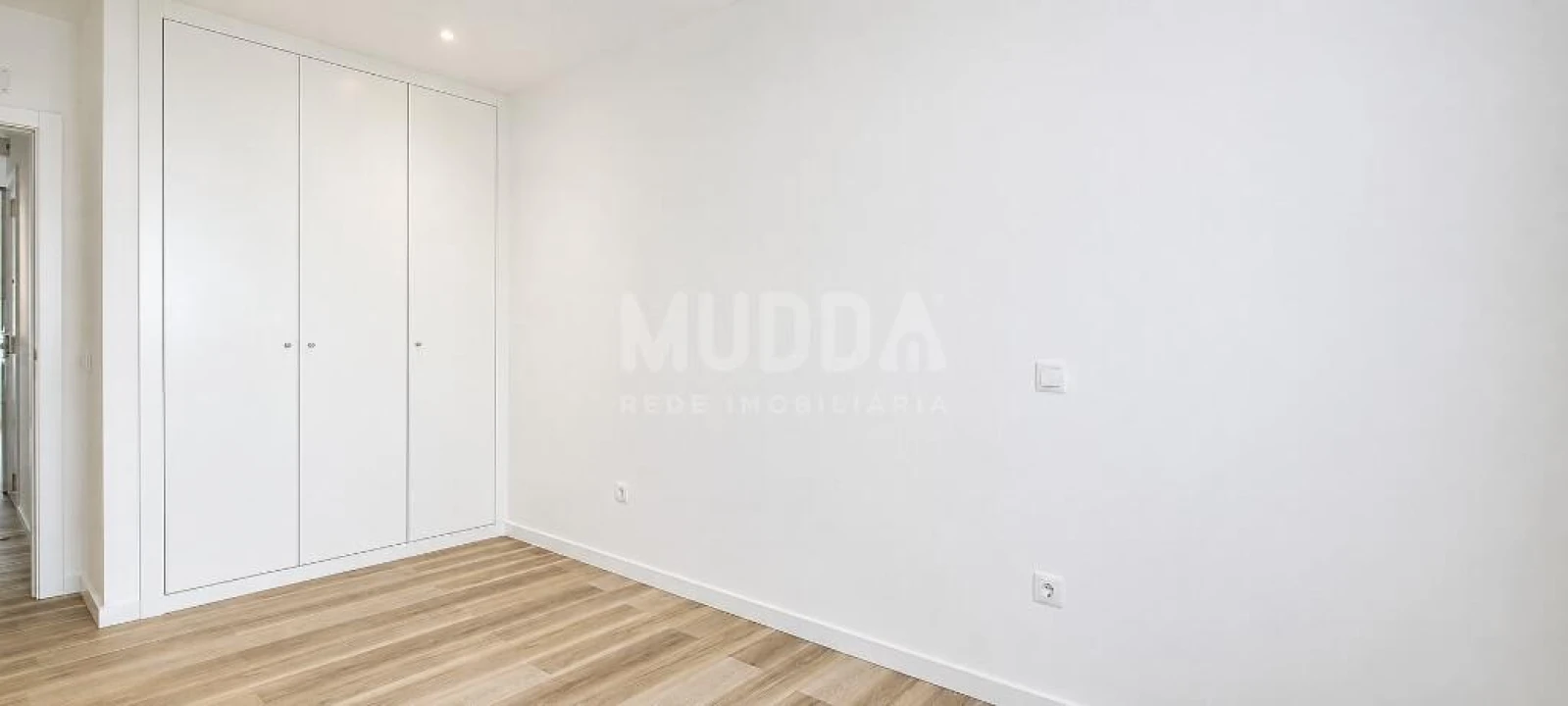 Apartamento T2 para Venda em Nazare Foto 23