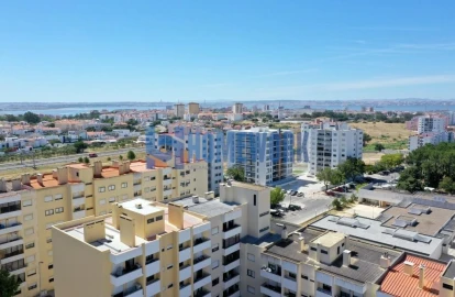 Apartamento T3 para Venda em Barreiro e Lavradio