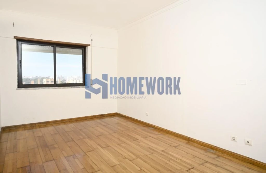 Apartamento T3 para Venda em Barreiro e Lavradio Foto 17