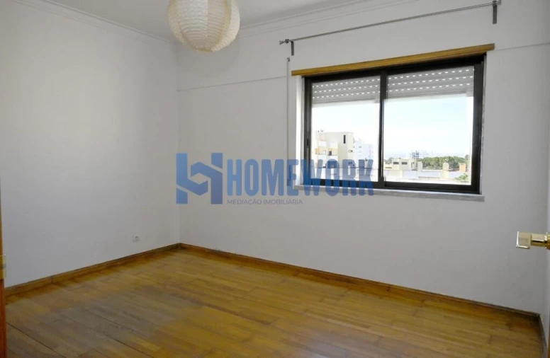 Apartamento T3 para Venda em Barreiro e Lavradio Foto 24