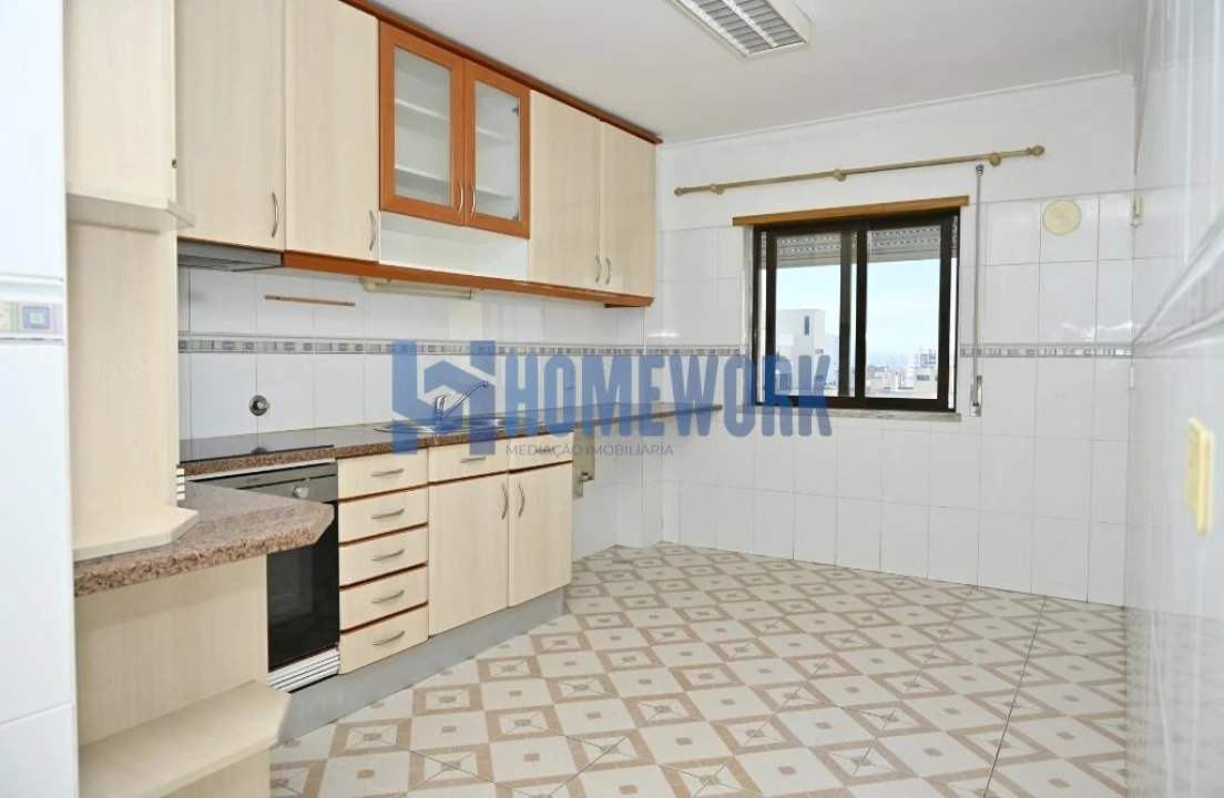 Apartamento T3 para Venda em Barreiro e Lavradio Foto 10