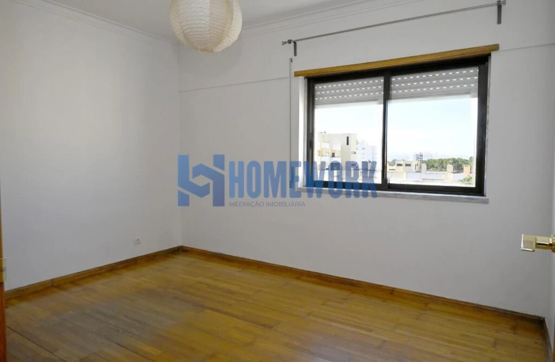 Apartamento T3 para Venda em Barreiro e Lavradio Foto 24