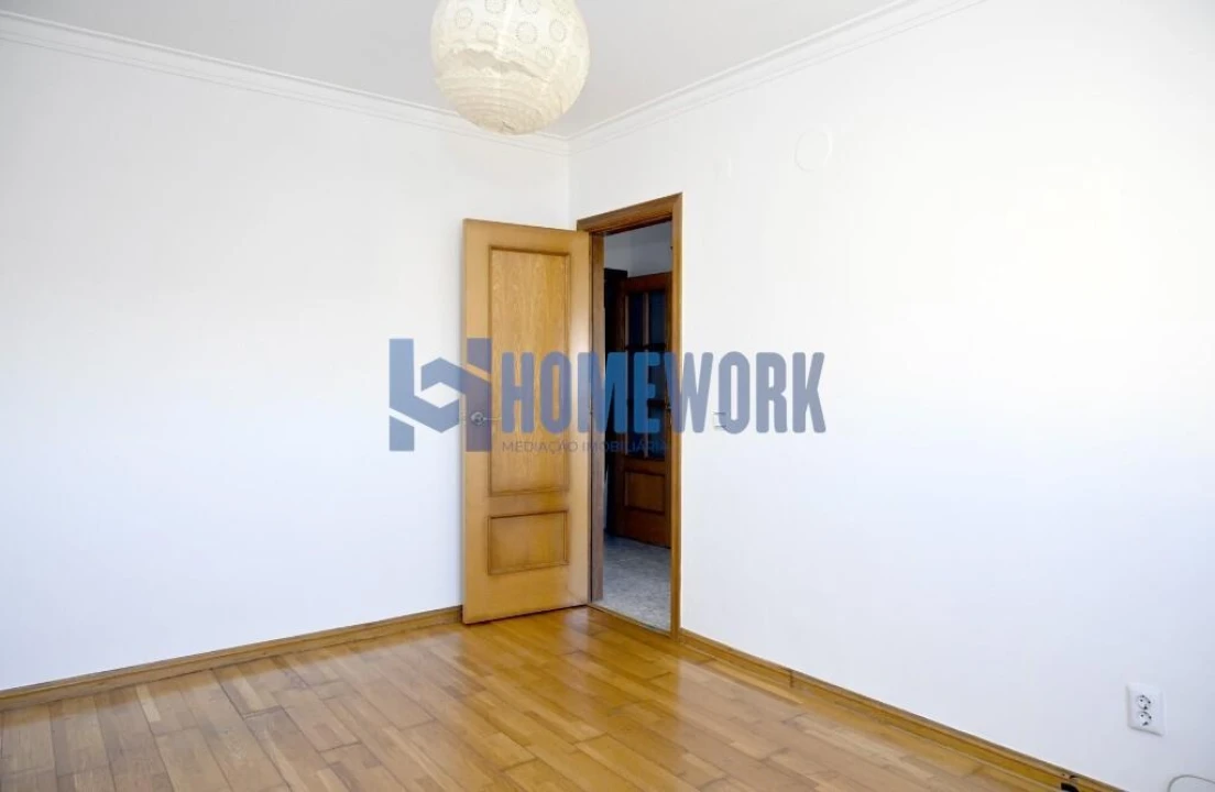Apartamento T3 para Venda em Barreiro e Lavradio Foto 28