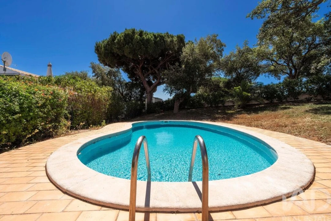 Moradia T2 para Venda em Albufeira e Olhos de Água Foto 2